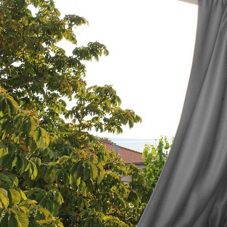 Apartamento Malo Misto Dugi Rat Exterior foto